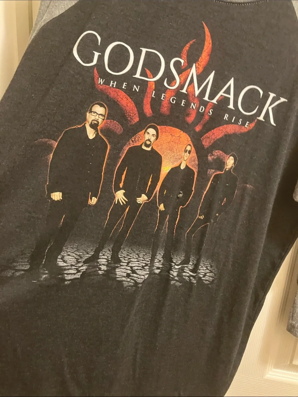 Men’s Rare VINTAGE Long Sleeve Godsmack branded Tee — Black and Gray XL